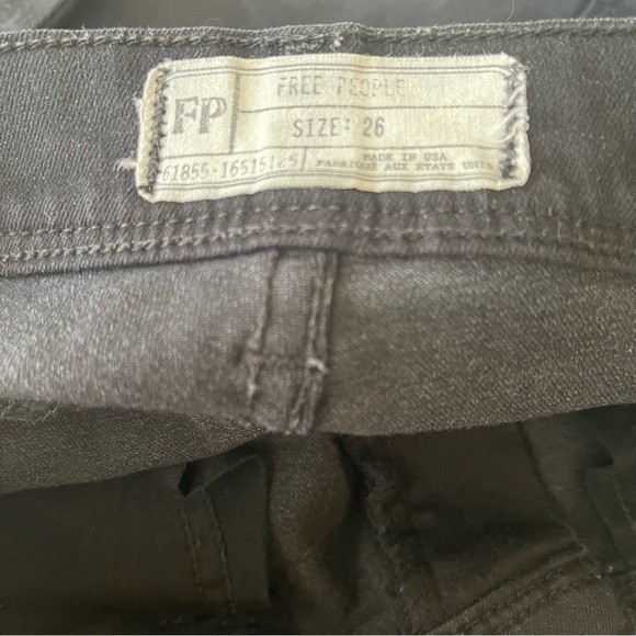 Free People‎ Women's Black Skinny Jeans Size 26 GUC - Picture 4 of 8